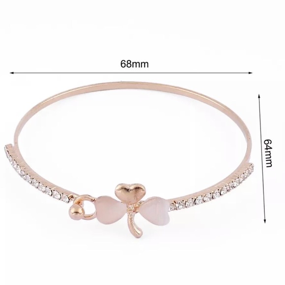 Gold Shamrock Bangle - Picture 7 of 7